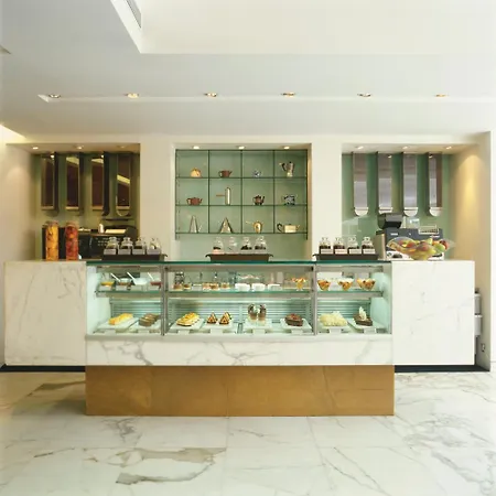 Trident Nariman Point Hotel