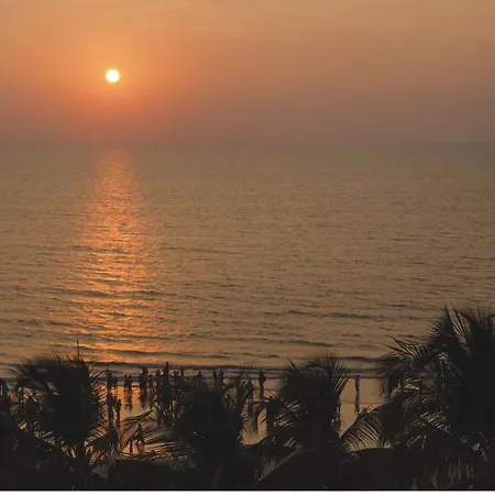 Ramada Plaza By Wyndham Palm Grove Hotel Mumbai