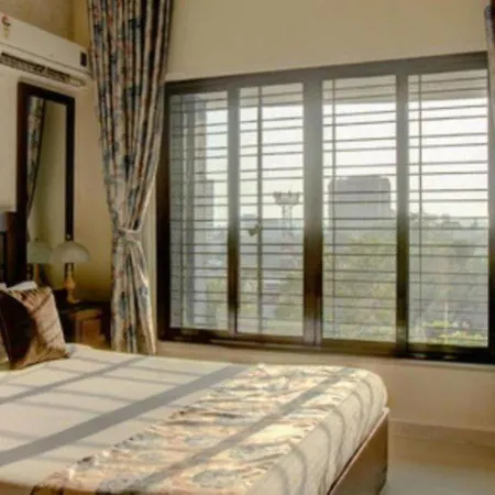 Hotel Lalco Residency