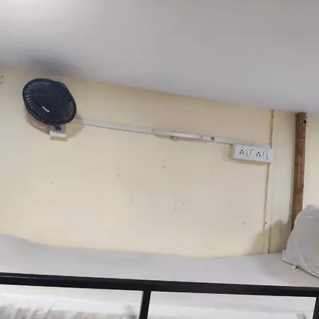 Hostel Super Ac Deluxe
