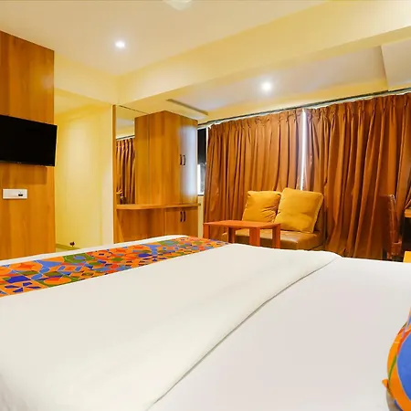 Fabhotel Ratna Mahal