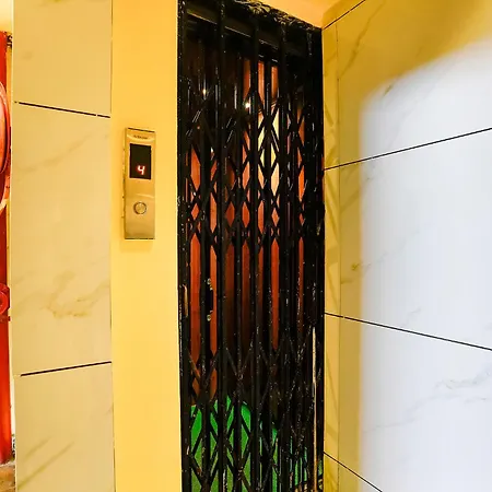 Hotel Fabhotel Ratna Mahal 3*