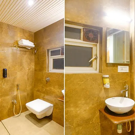 Fabhotel Ratna Mahal