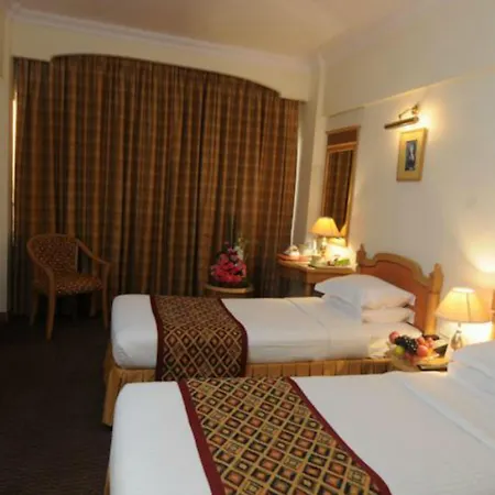 Hotel Fariyas , Colaba