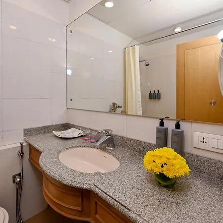 Fariyas , Colaba Hotel 4*