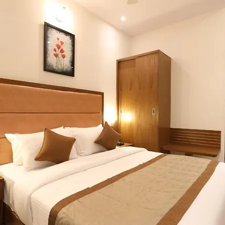 Hotel The Azure Mumbai