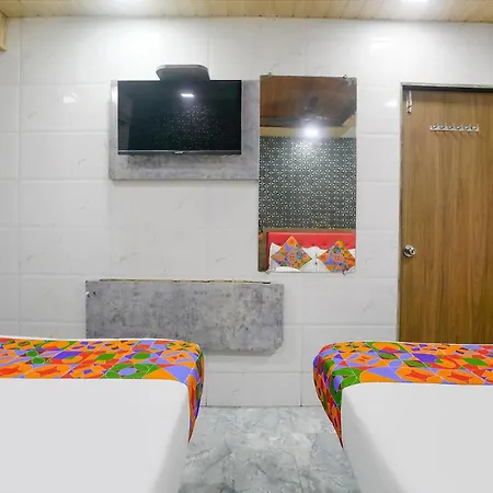 Via Chembur Residency Hotel 4*