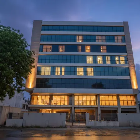 Fabhotel Royal International - Nr International Airport 3* Mumbai