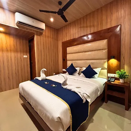 Ashraya International Hotel
