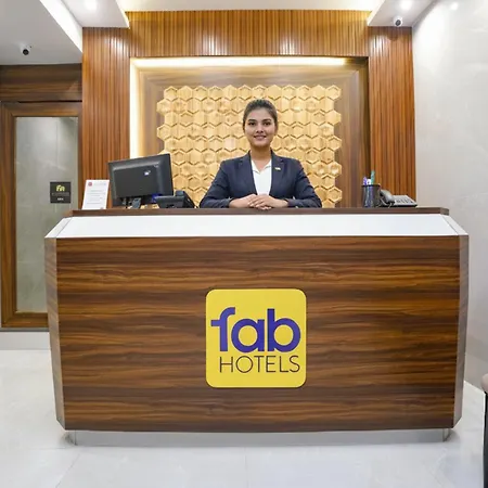 Fabhotel Prime Palm Grove - Nr Bkc Hotel