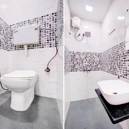 Hotel O Versova Metro Station 3*