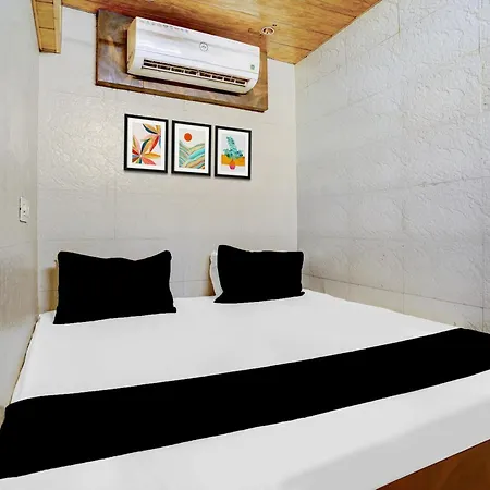 Hotel Collection O Ambedkar Chowk Ulhasnagar