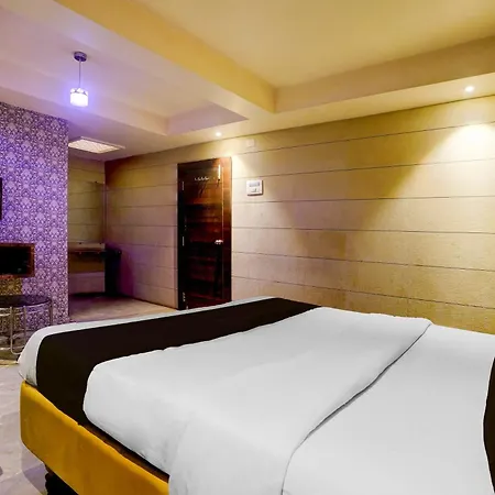Hotel O Diana Palace & Boarding 3*