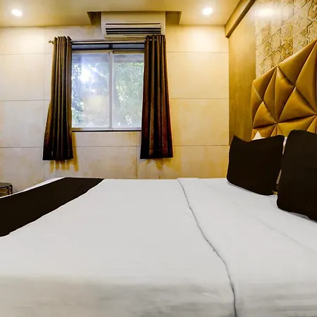 Hotel O Diana Palace & Boarding Mumbai