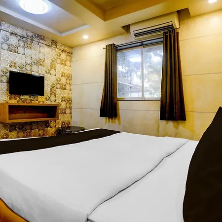 O Diana Palace & Boarding Hotel 3*