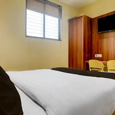 Hotel O Shubham & Boarding Shahad Railway Station Mumbai