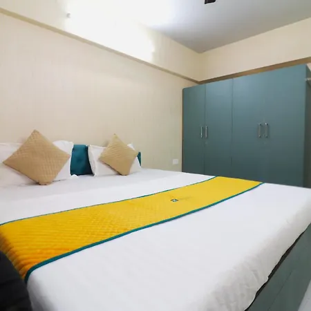 Apartment Pinaki Parle West *
