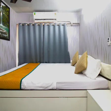 Apartment Pinaki Parle West Mumbai