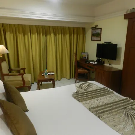 Hotel Regenta Place The Emerald