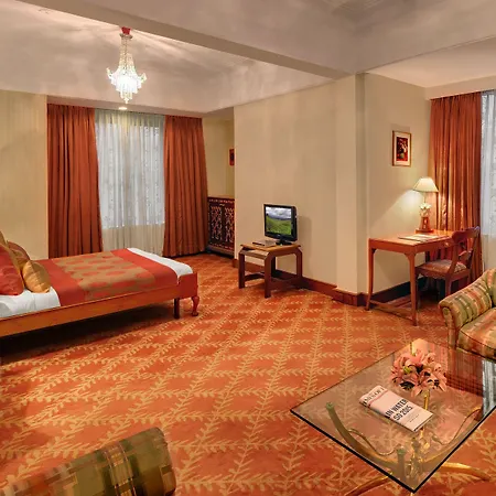 The Ambassador, Marine Drive,