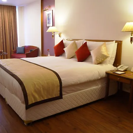 The Ambassador, Marine Drive,