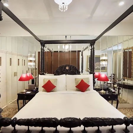 Hotel The Ambassador, Marine Drive,