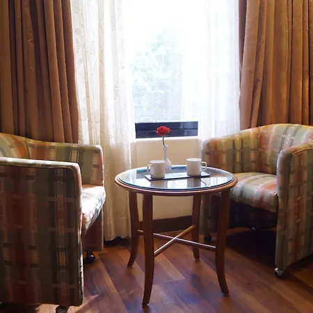 The Ambassador, Marine Drive,