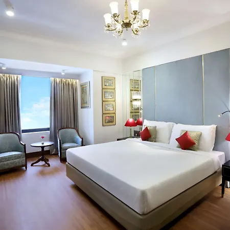 The Ambassador, Marine Drive, Hotel
