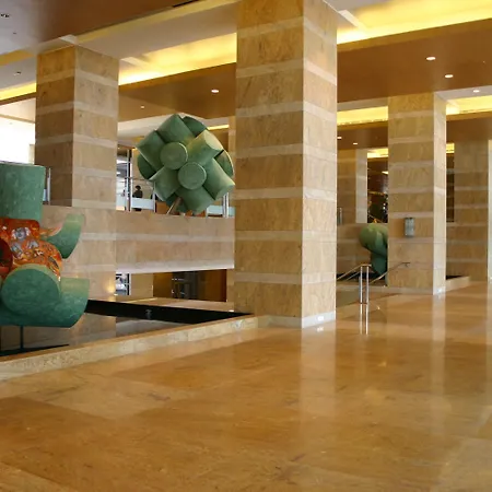 Grand Hyatt And Residences Hotel