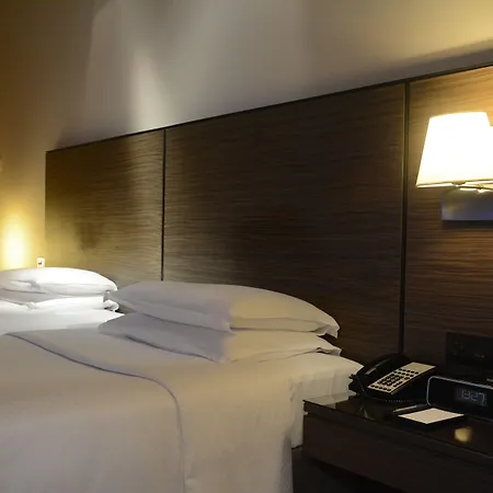 Grand Hyatt And Residences