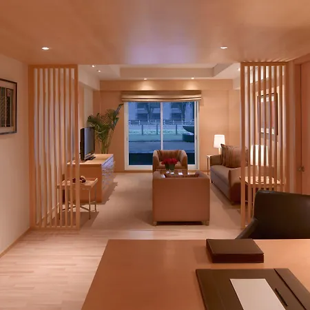 Grand Hyatt And Residences Hotel