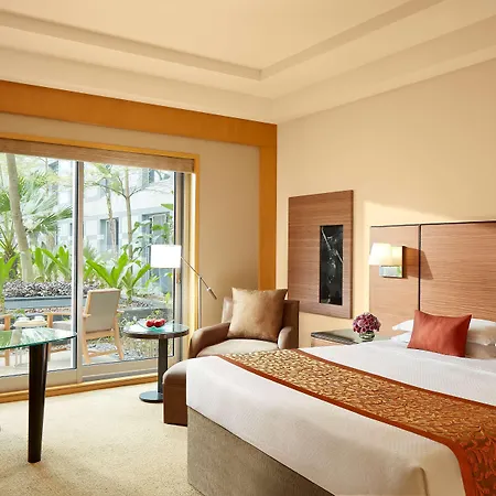 Grand Hyatt And Residences Hotel 5*