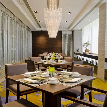Taj Lands End