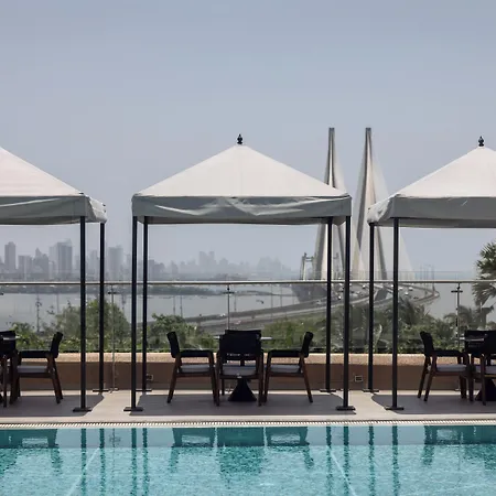 Taj Lands End