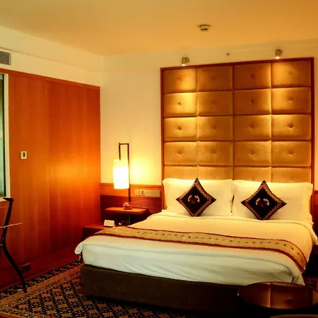 Hotel Intercontinental Marine Drive By Ihg 5*