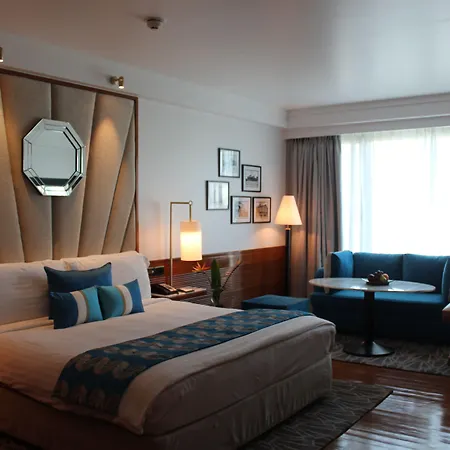 Hotel Intercontinental Marine Drive By Ihg 5*