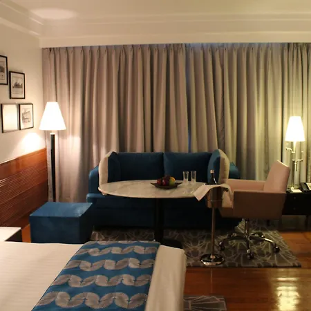 Hotel Intercontinental Marine Drive By Ihg 5*