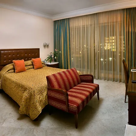 The Lalit 5*