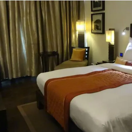 The Mirador 4*