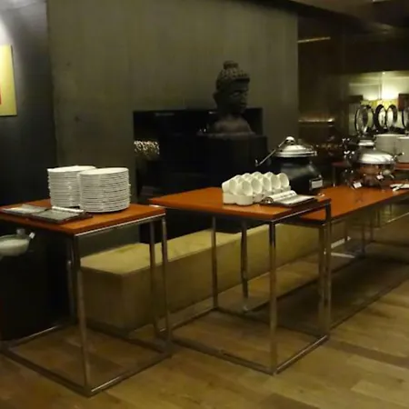 The Mirador 4* Mumbai
