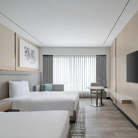 Courtyard By Marriott International Airport 5* Mumbai
