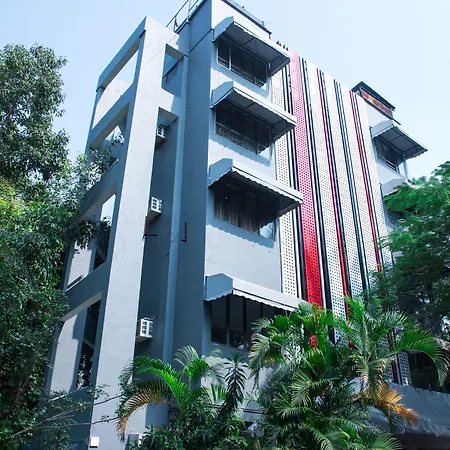Hotel Fabexpress Highway Residency 3*