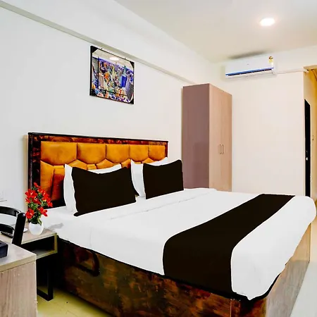 Collection O Vangani Railway Station Chadha Hotel Mumbai