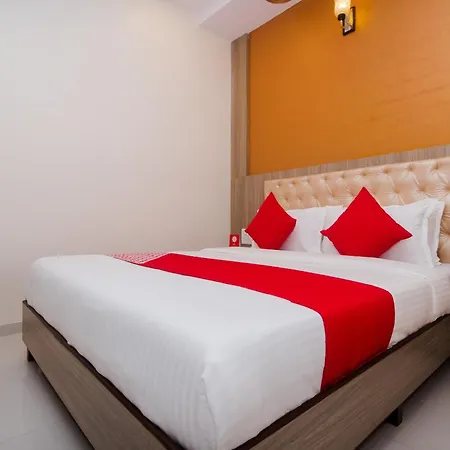 O Golden Arch Hotel Mumbai