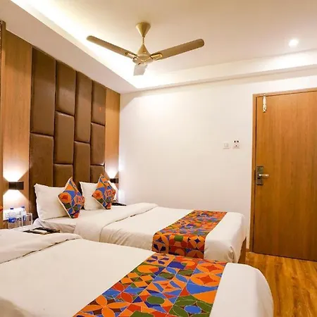 Hotel Atithi Regency Near Airport Terminal 2 3*