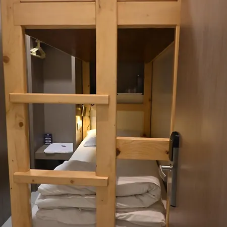 City Guest House Hotel *