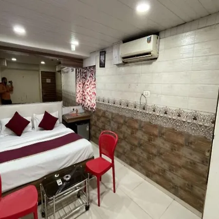 Hotel Lucky Galaxy Mumbai