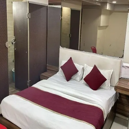 Lucky Galaxy Hotel