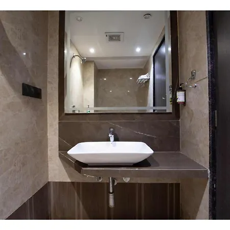 Hotel Oyster By Glitz 3*