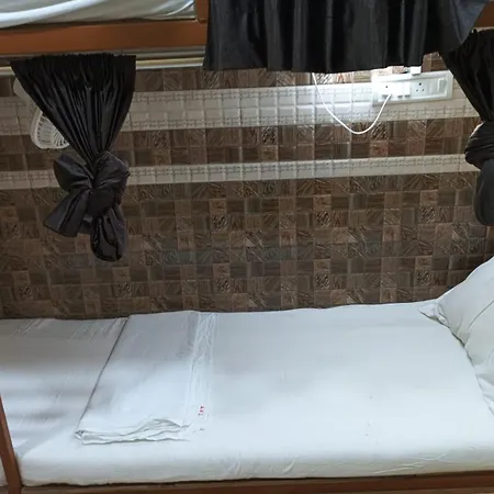 T2 Male And Female Hostel Mumbai